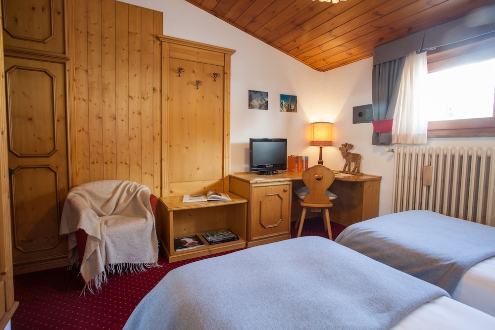 غرفة قياسية بسرير مزدوج أو سريرين منفصلين، La Vallee Blanche Hotel 6/8
