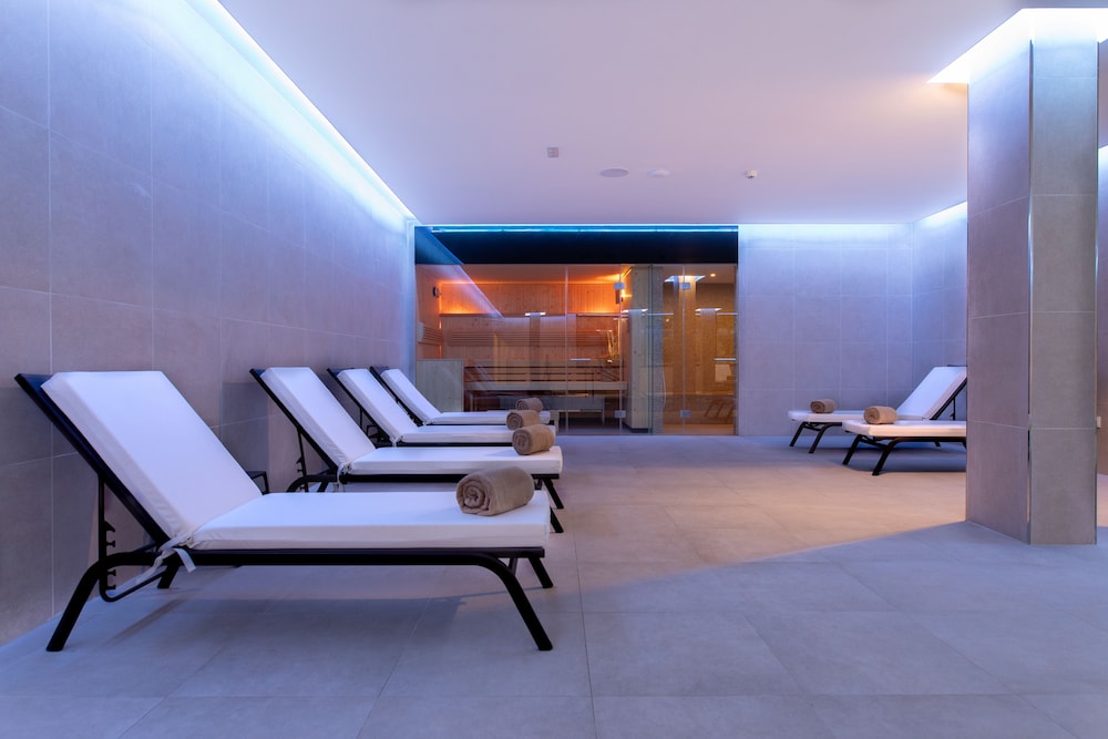 Hotel Mac Puerto Marina 24/49