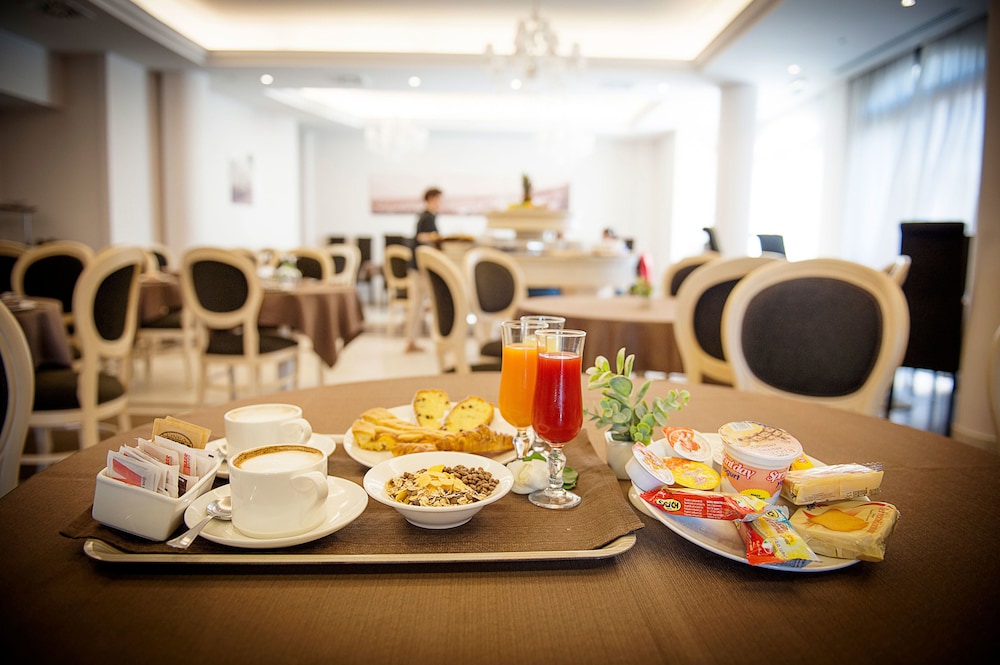 Hotel Fini 61/77