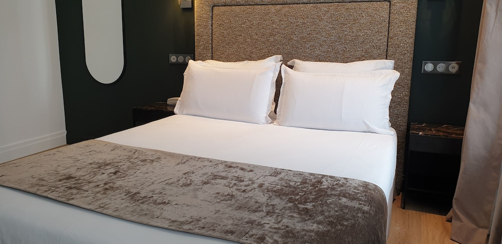 Acacias Etoile Hotel 12/52