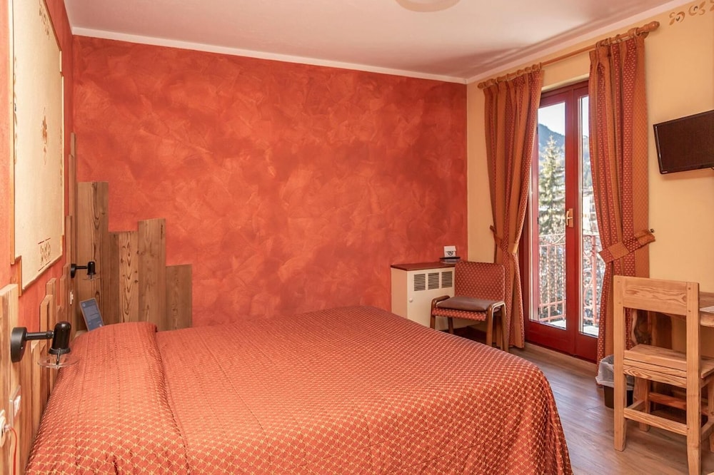 Hotel Chaberton 12/50