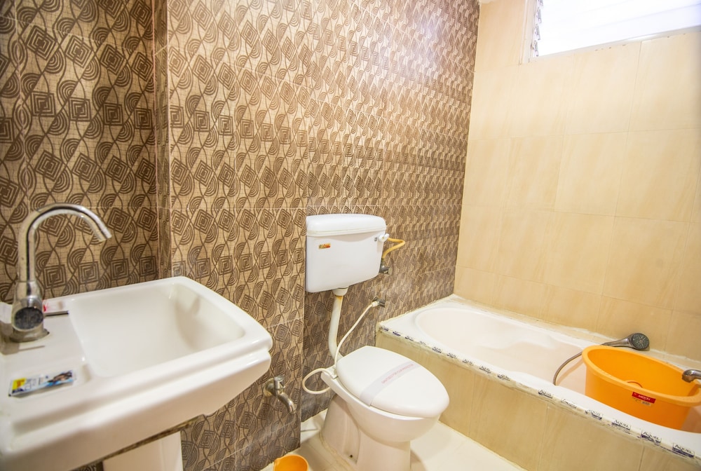 HOTEL MORYA REGENCY 27/27