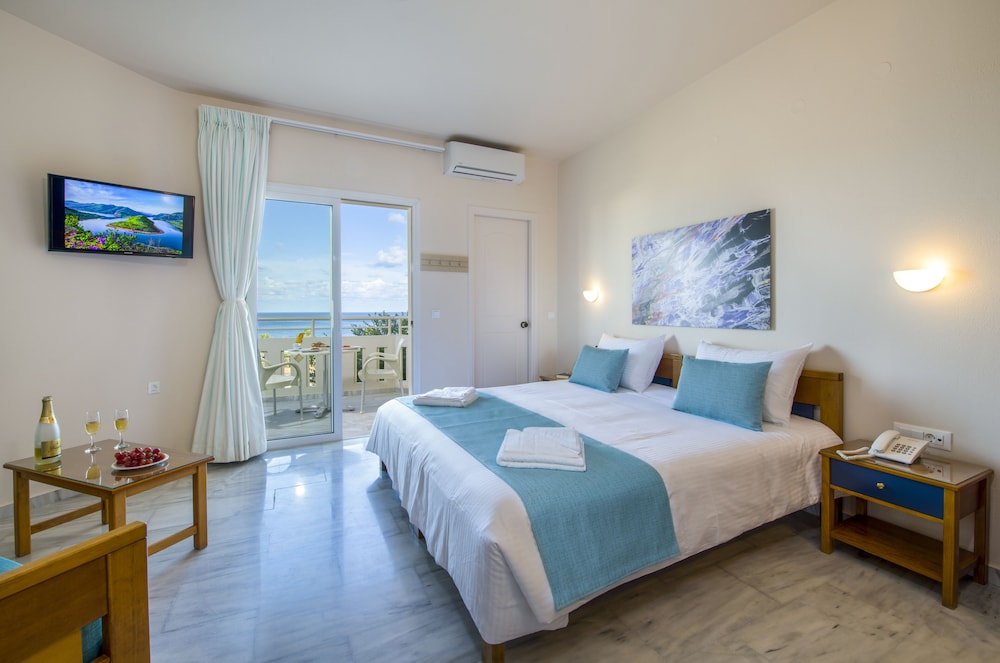Kedrissos Hotel Apartments 7/44