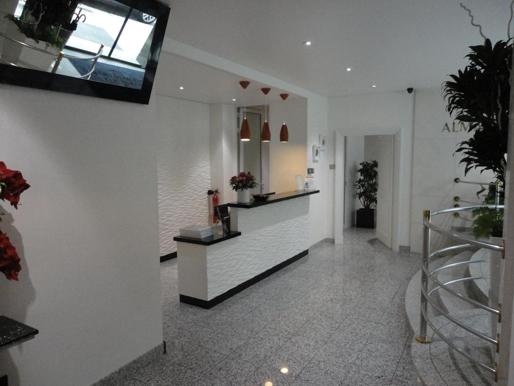 Residence Alma Marceau 8/56