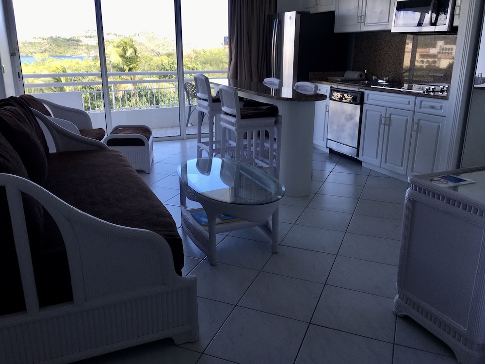 Sapphire Beach Club and Resort 37/50