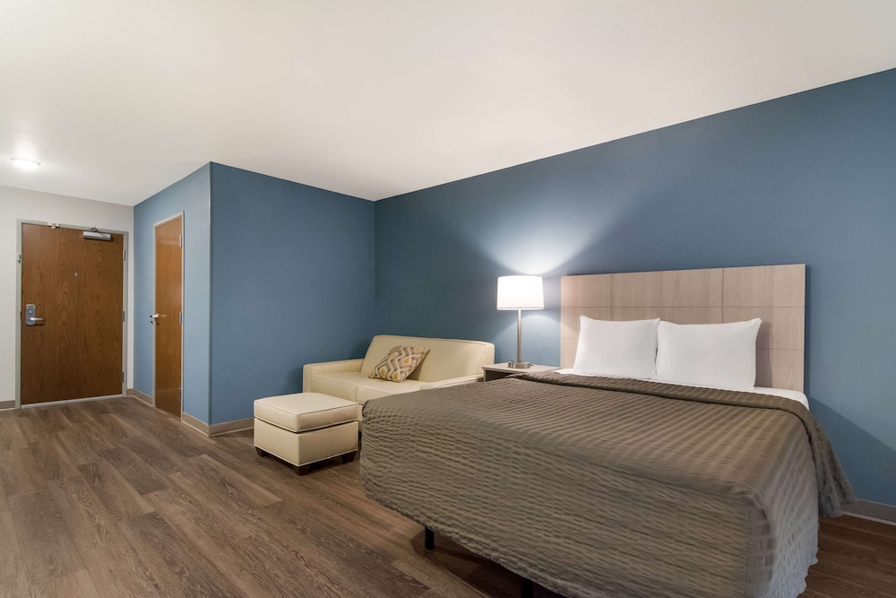 WoodSpring Suites Morrisville - Raleigh Durham Airport 11/35