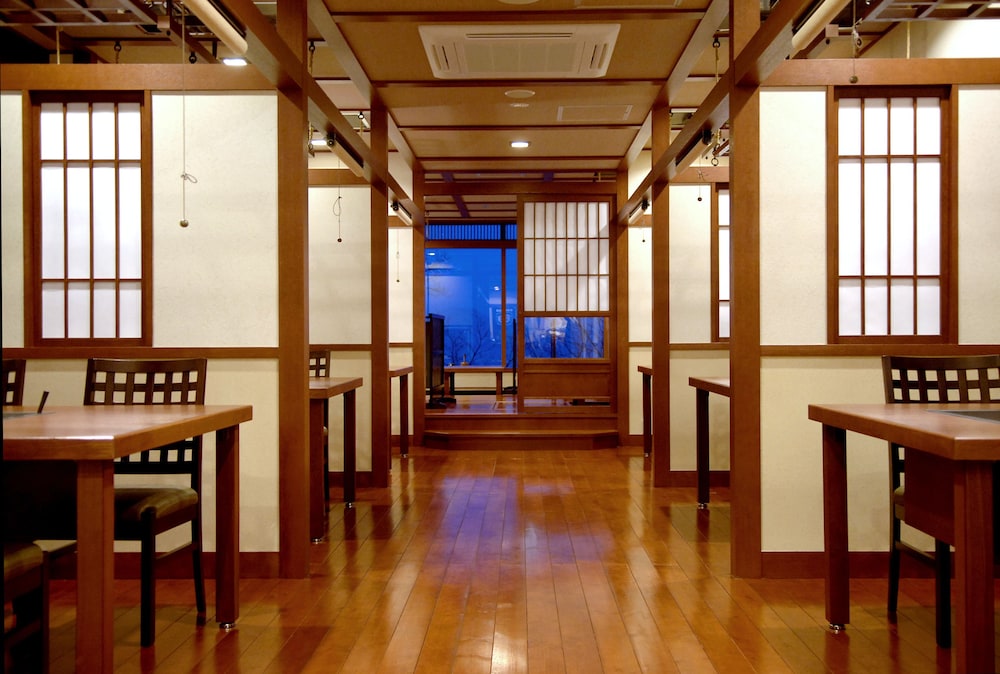 MARUKOMA ONSEN RYOKAN 20/30