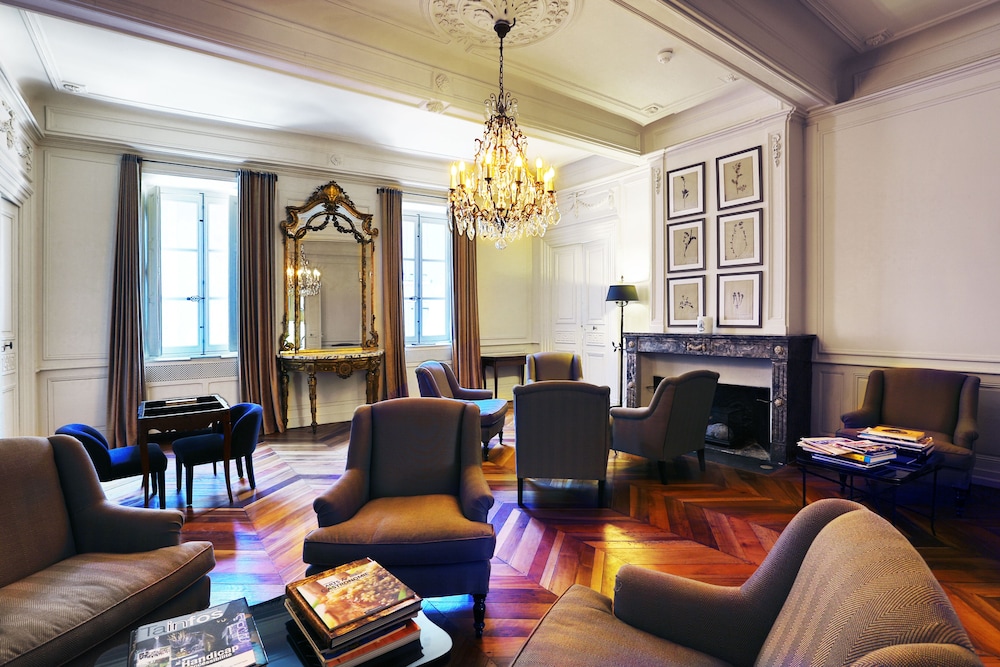 HOTEL DE LA VILLEON 29/50
