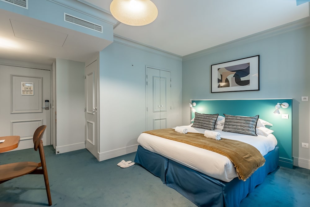 Hotel Celeste Batignolles Montmartre 4/26