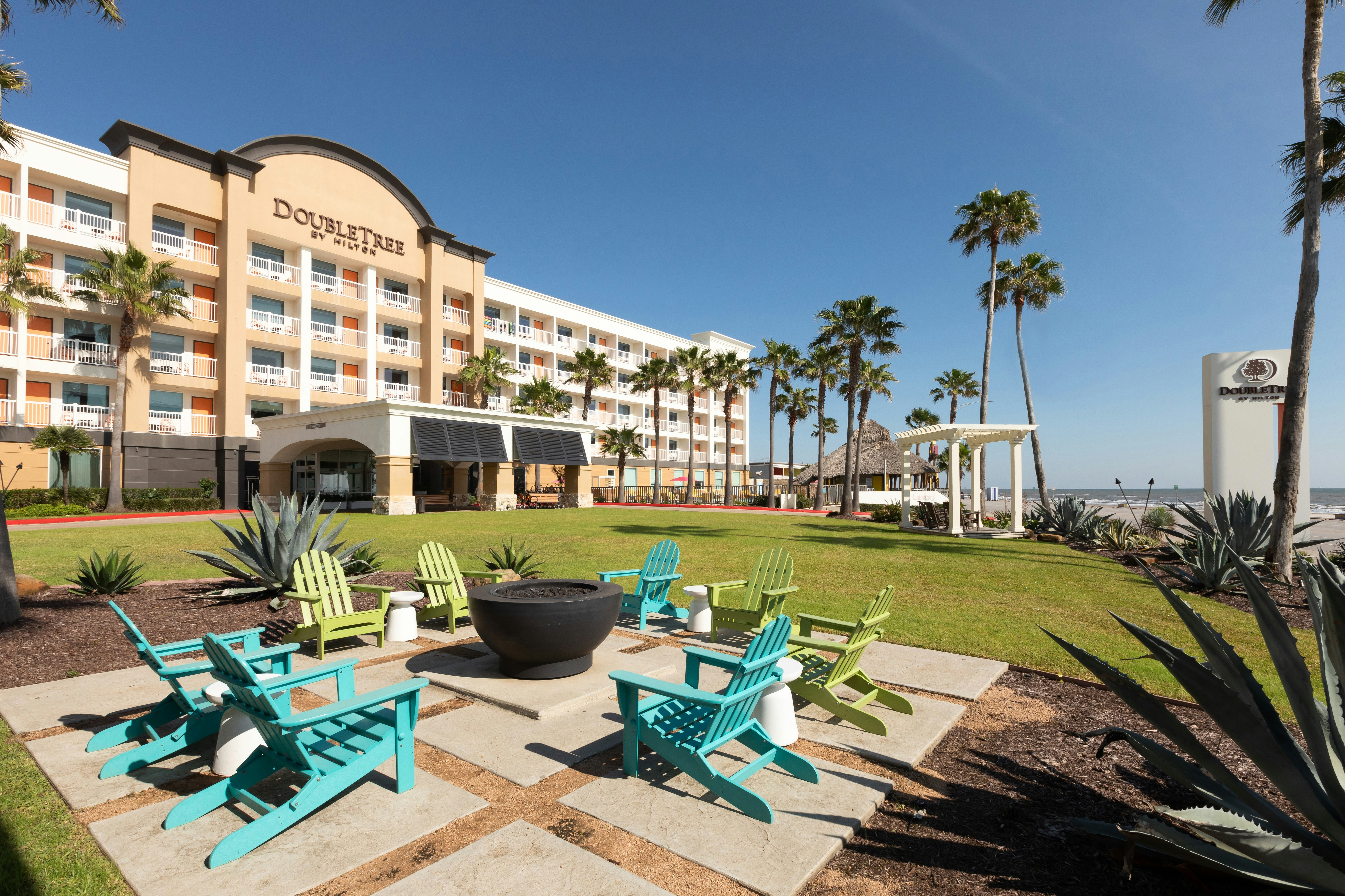 Doubletree By Hilton Hotel Galveston Beach 75/85