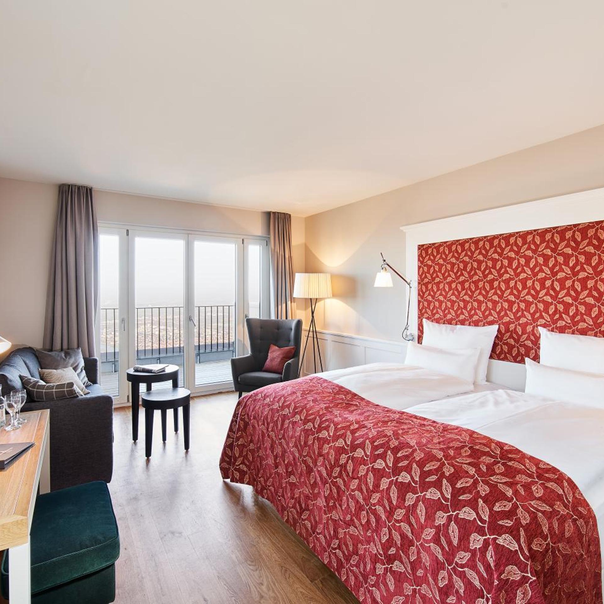 Plus, Deluxe, King Bed, Panoramic View