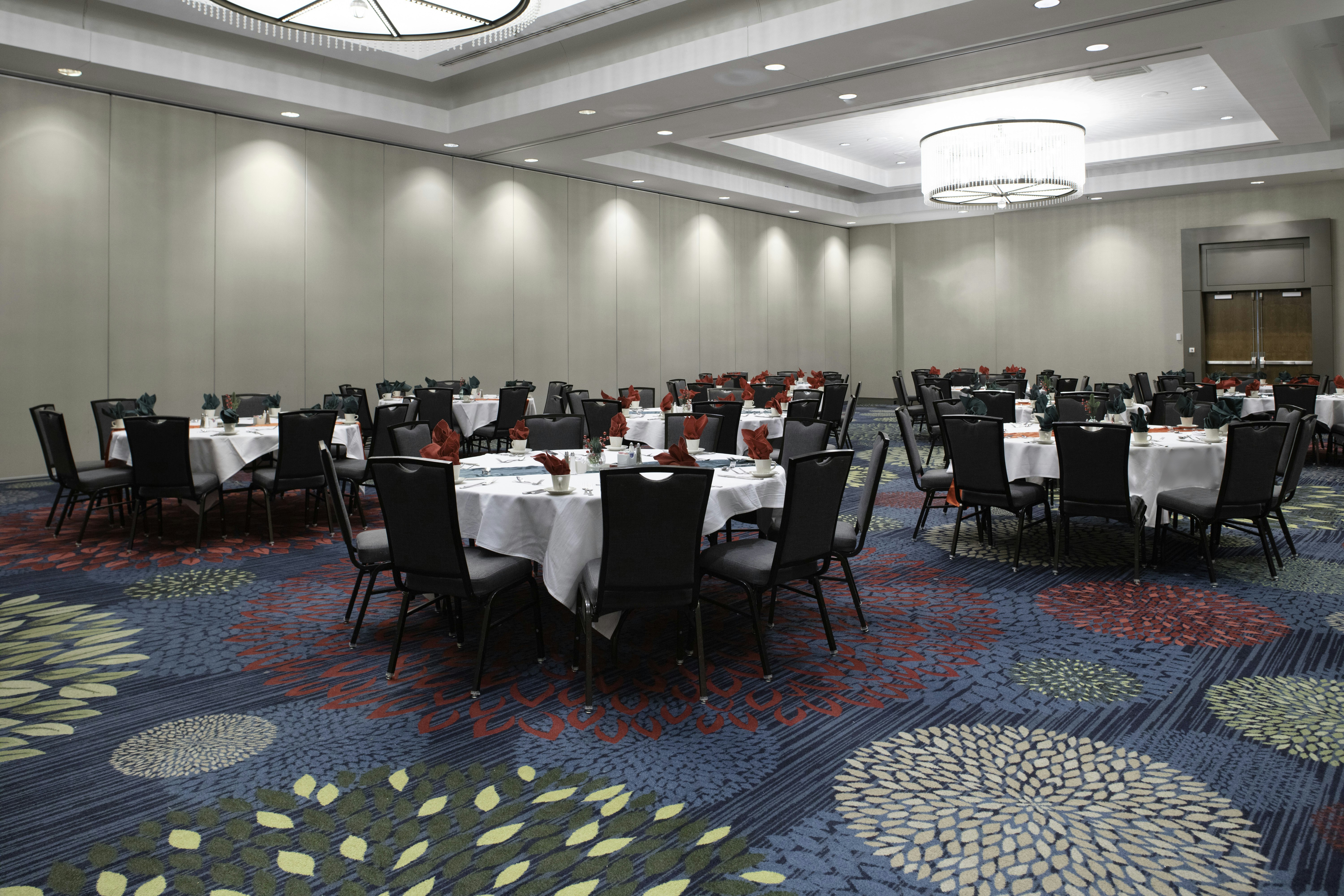 DoubleTree by Hilton Kansas City Overland Park 28/37