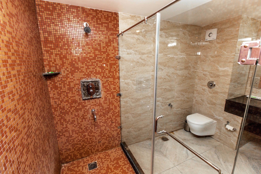 Hotel Subash International 42/50