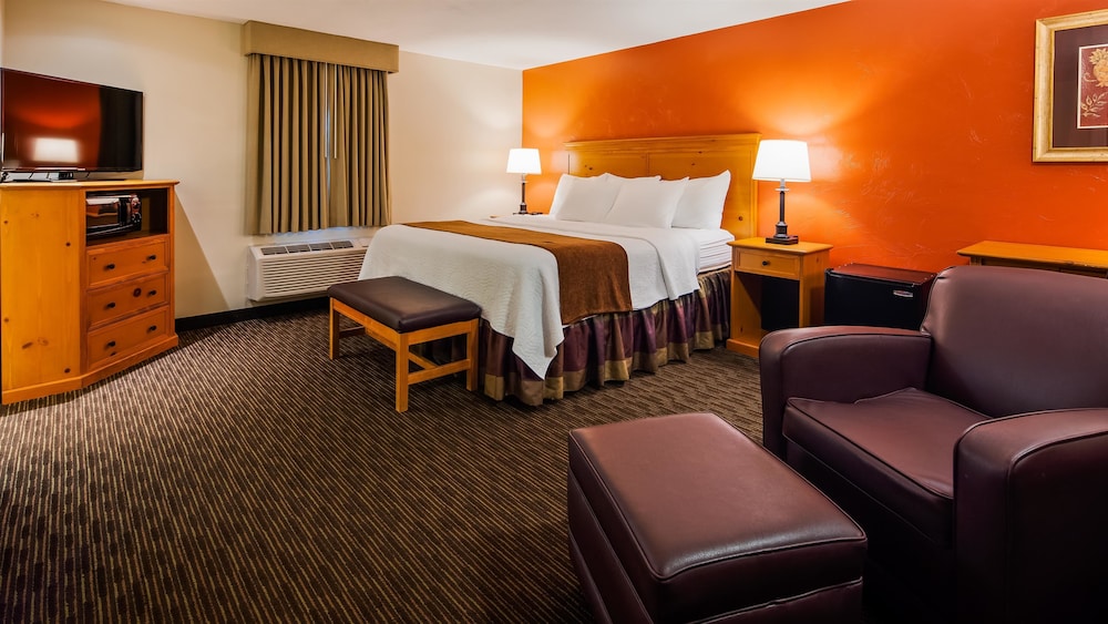 Best Western Plus Cold Spring 30/46