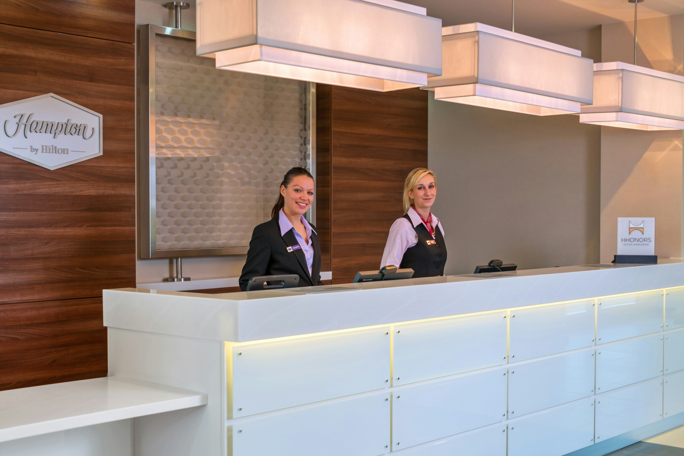 HAMPTON BY HILTON LONDON LUTON AIRPORT 6/50