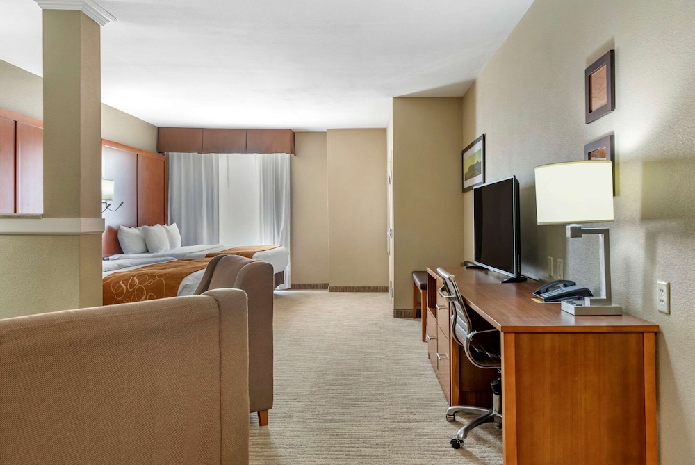 Comfort Suites Lubbock TX 30/43