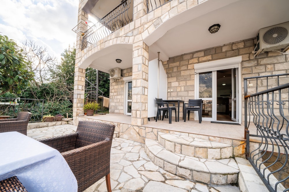 Apartments Vukovic 35/50