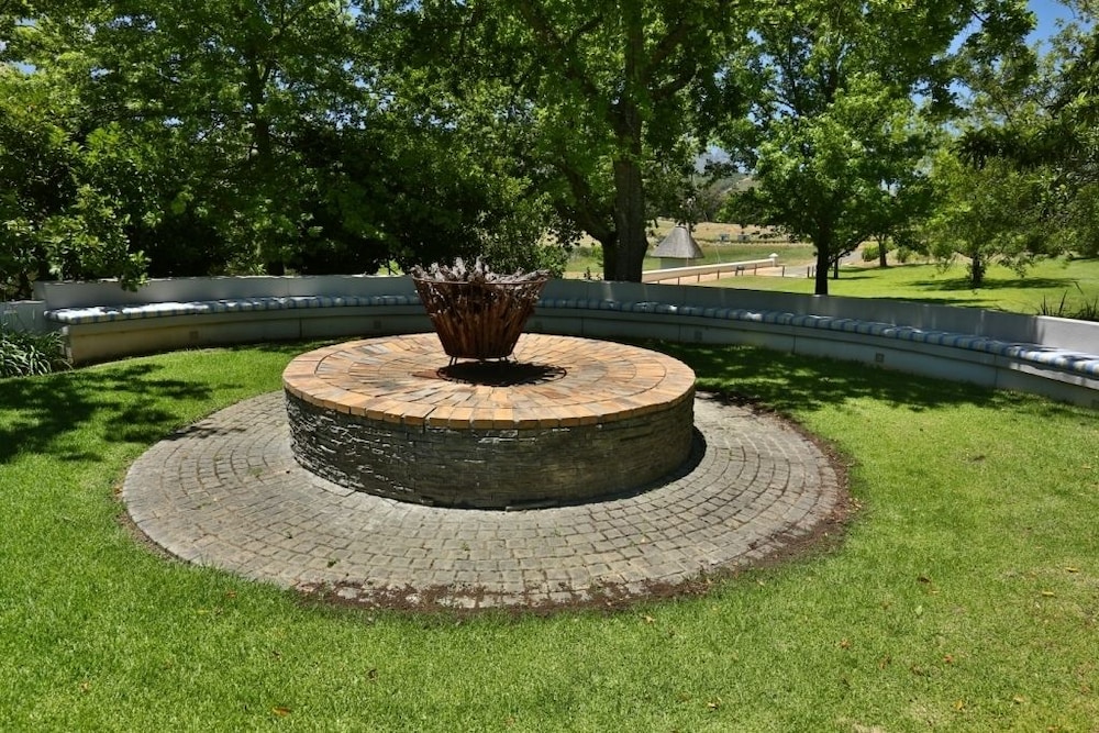 L Avenir Country Lodge 15/25