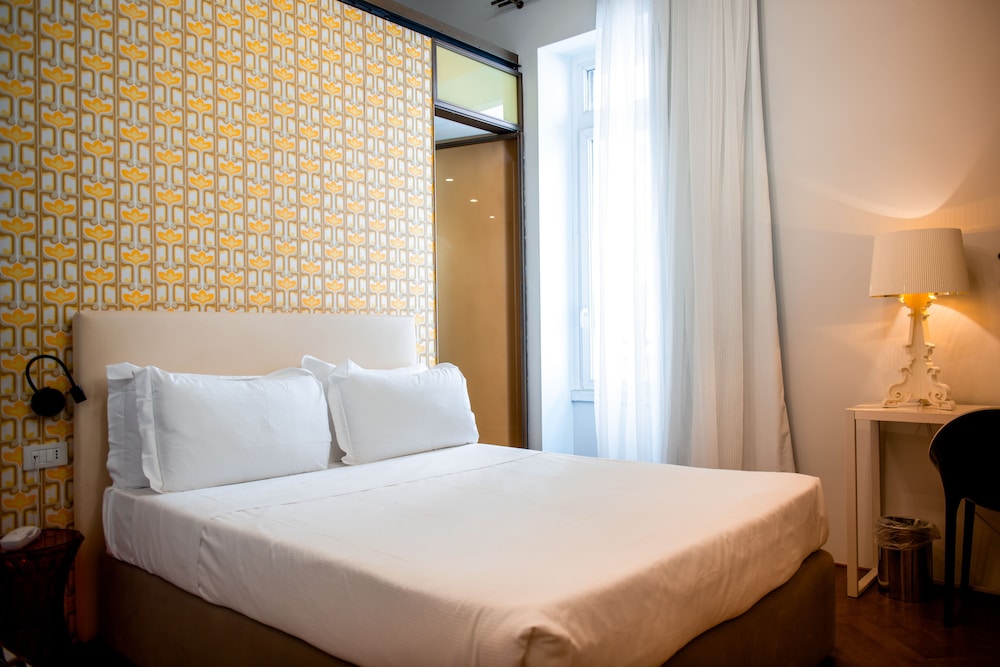 Boutique Centrale Palace 34/81