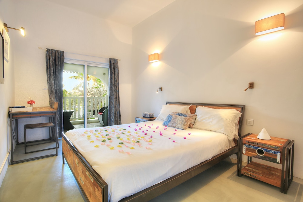 Esprit Libre Restaurant and Guest House 10/53