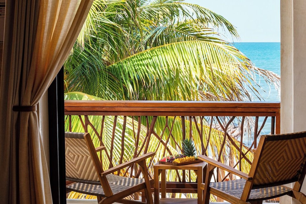 Kalimera Beach Hotel 38/48