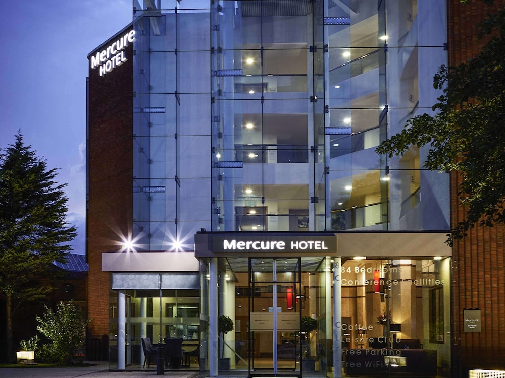 Mercure St Helens 1/50