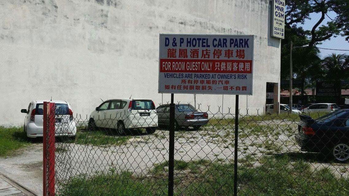 Dragon & Phoenix Hotel 27/33