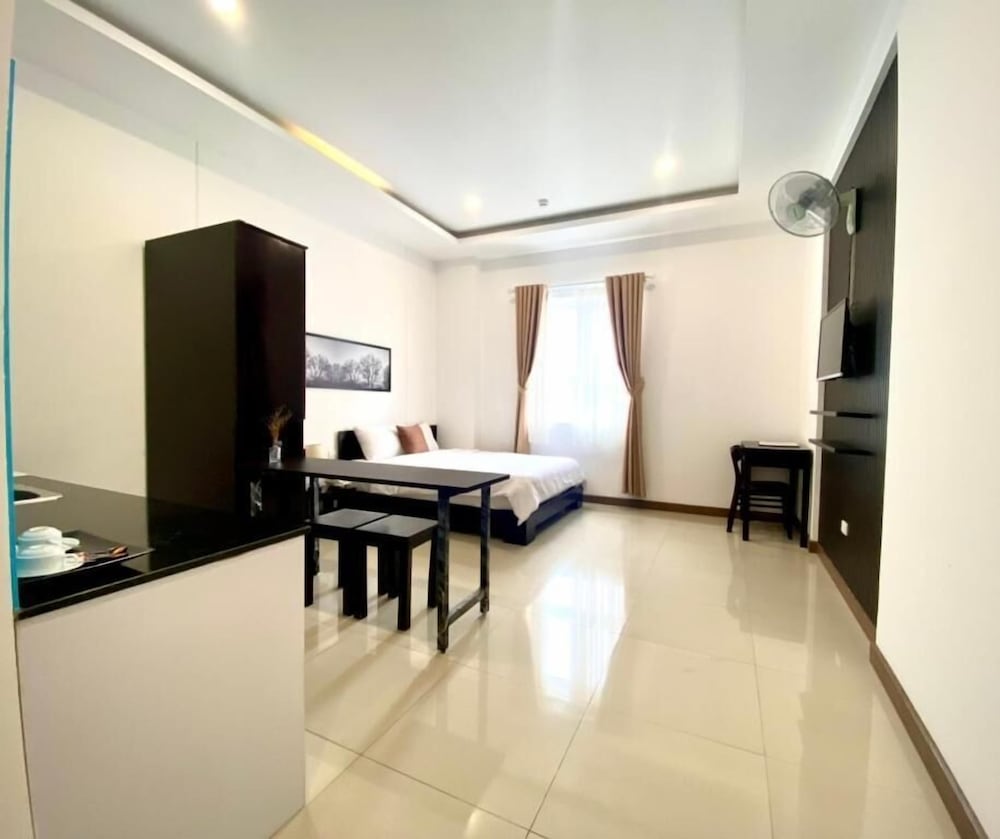Phuong Dong Hotel & Apartment 25/35