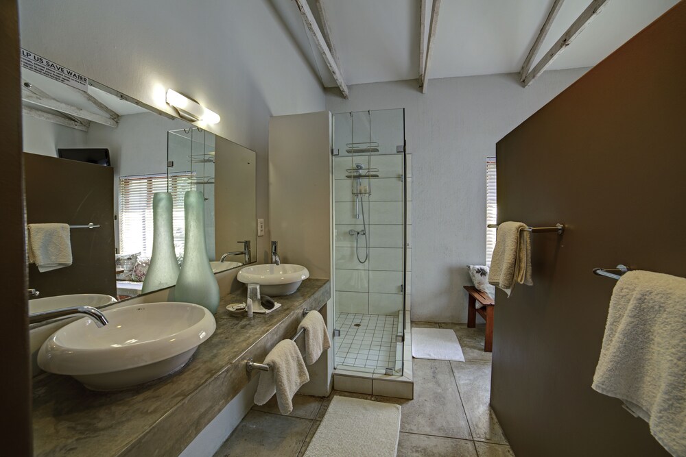 Organic Square Guesthouse 48/65