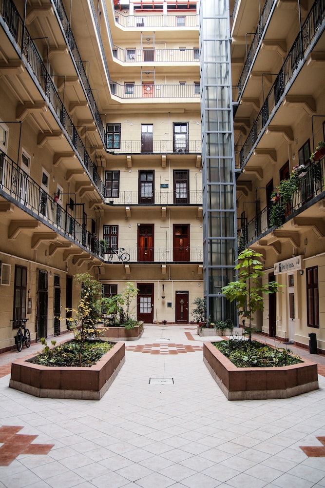 SILVER HOTEL BUDAPEST 6/31
