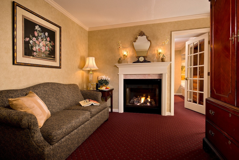 John Carver Inn & Spa 38/57