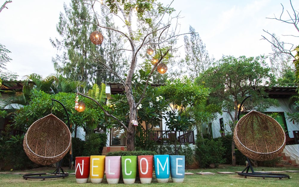 Pranburi Cabana Resort 63/72