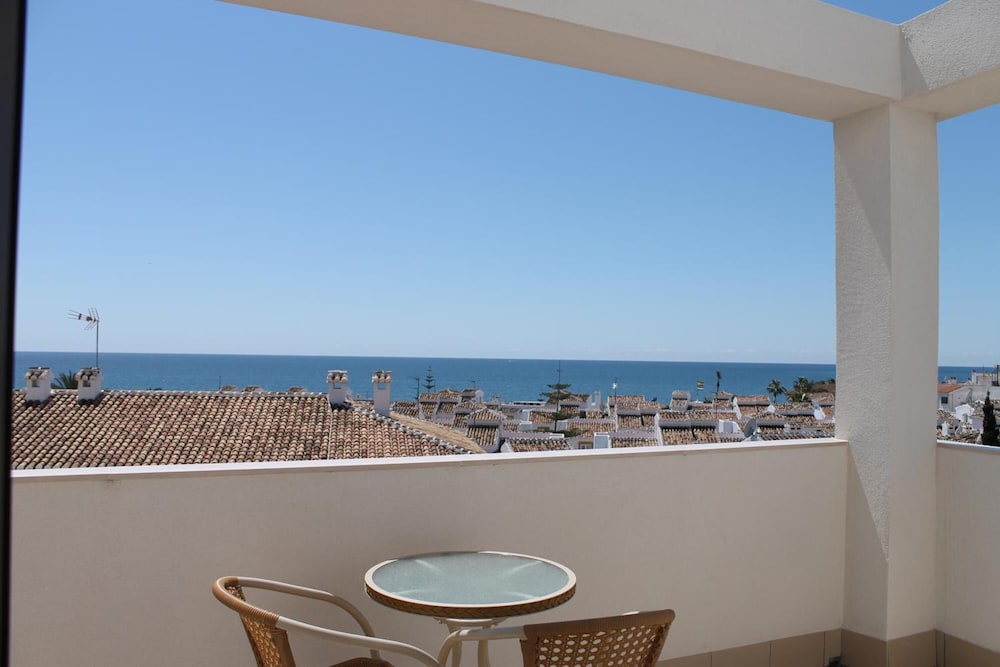 Hotel Carmen 20/45