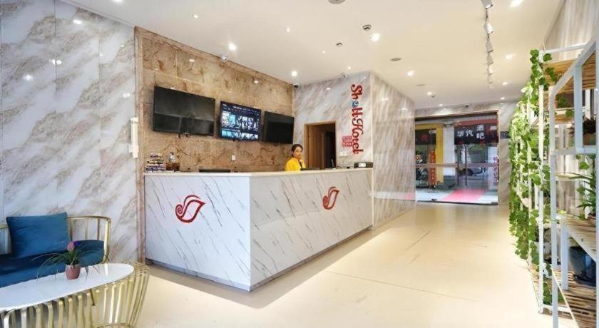 Lobby at Shell Shanghai Baoshan District Songbin Road Subway Station Hotel, SHANGHAI