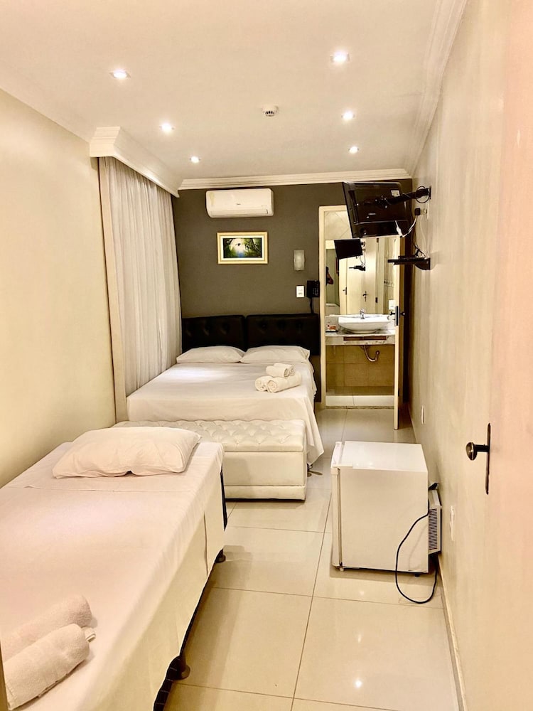 Lemes Hotel 14/50