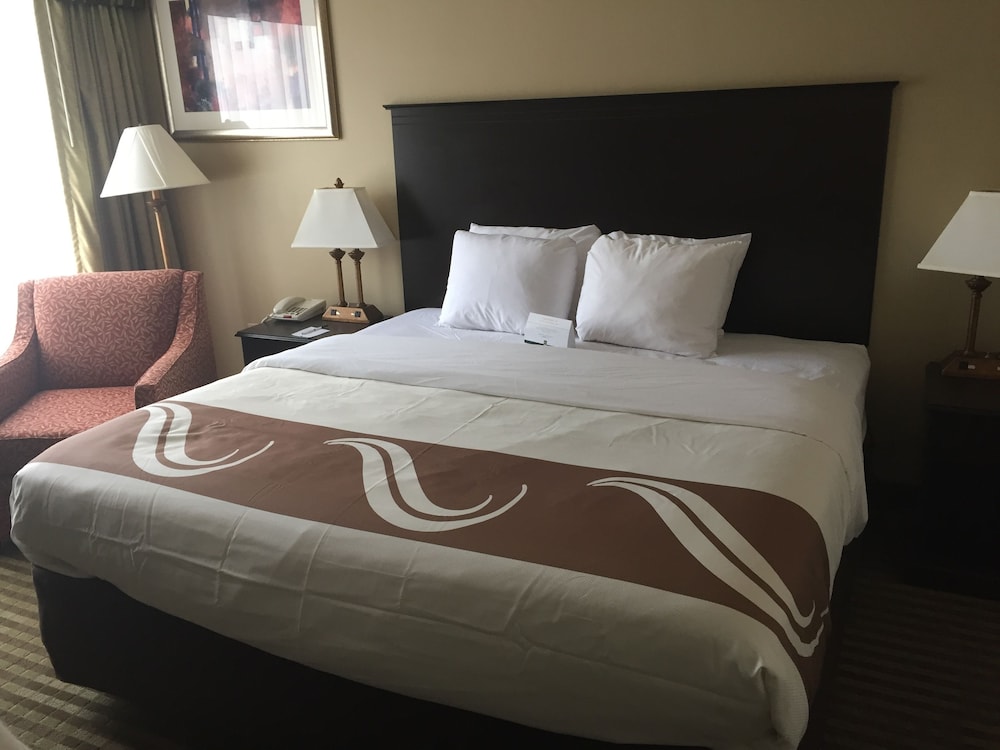 Quality Inn & Suites Indiana South 13/48
