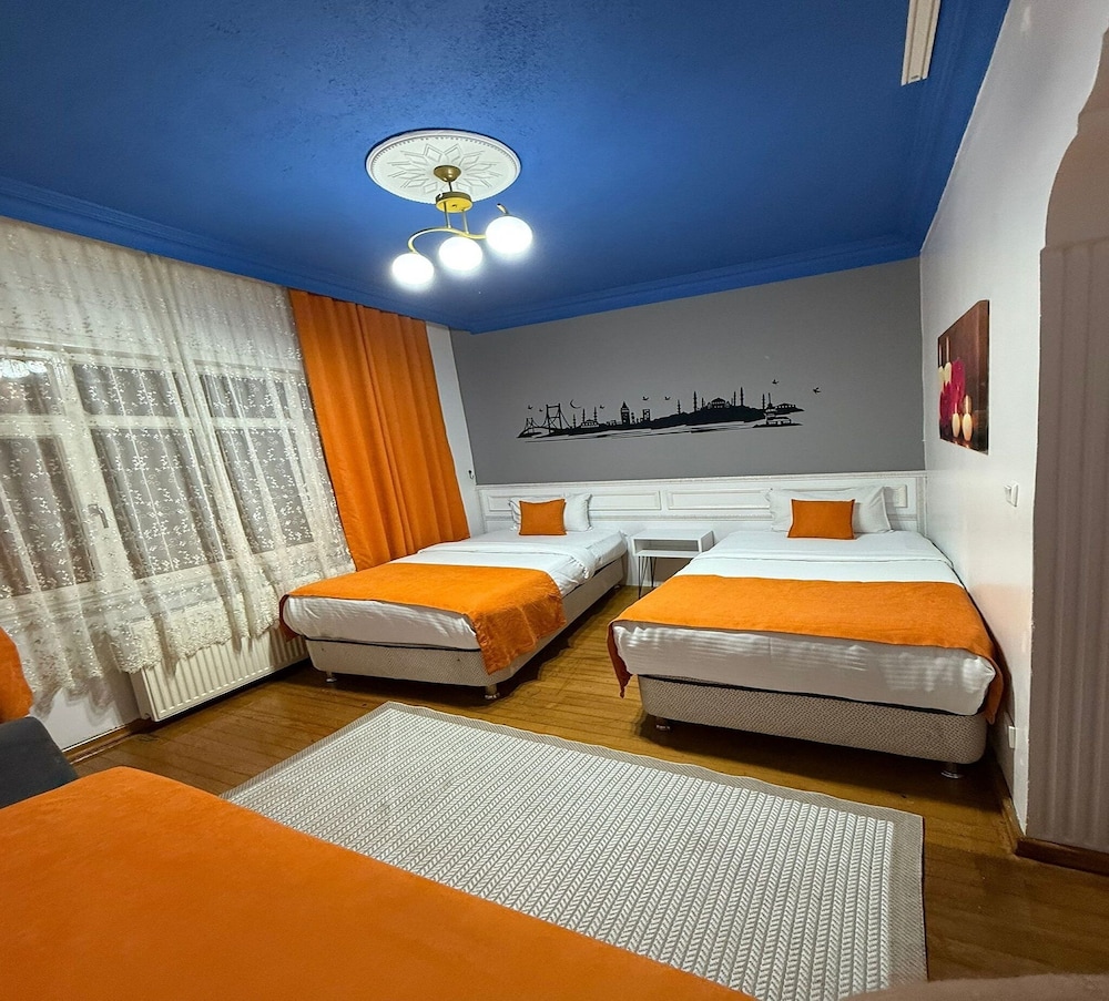 TAKSIM UNIQUE SUITES 17/73