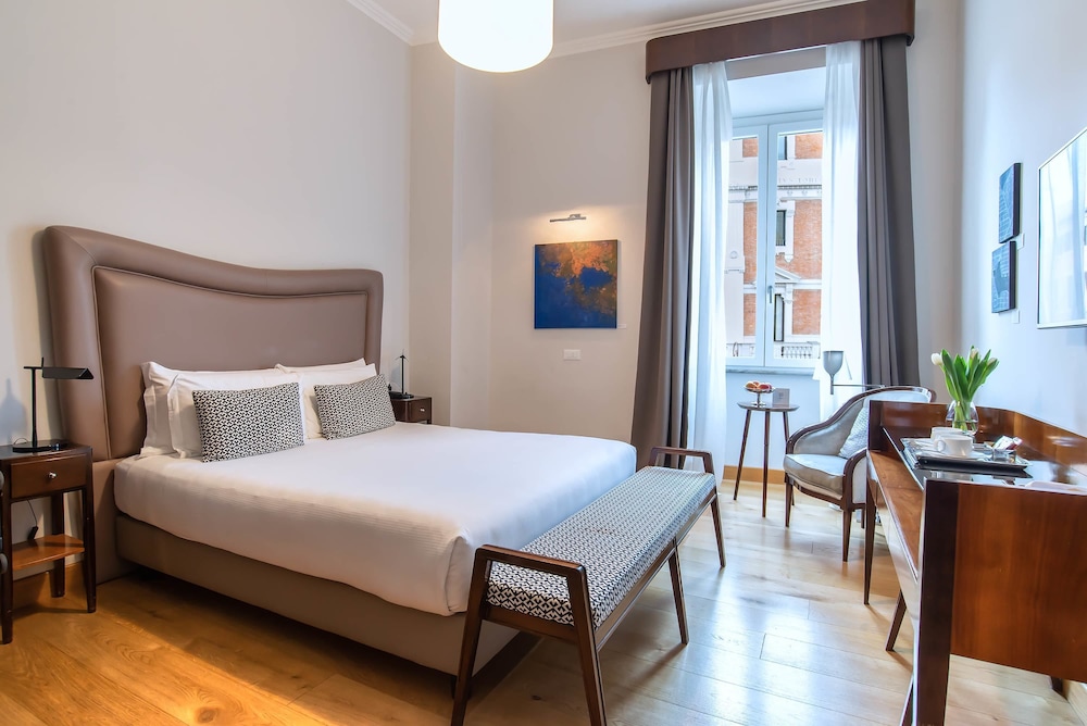 1 BEDROOM, DELUXE, CITY VIEW