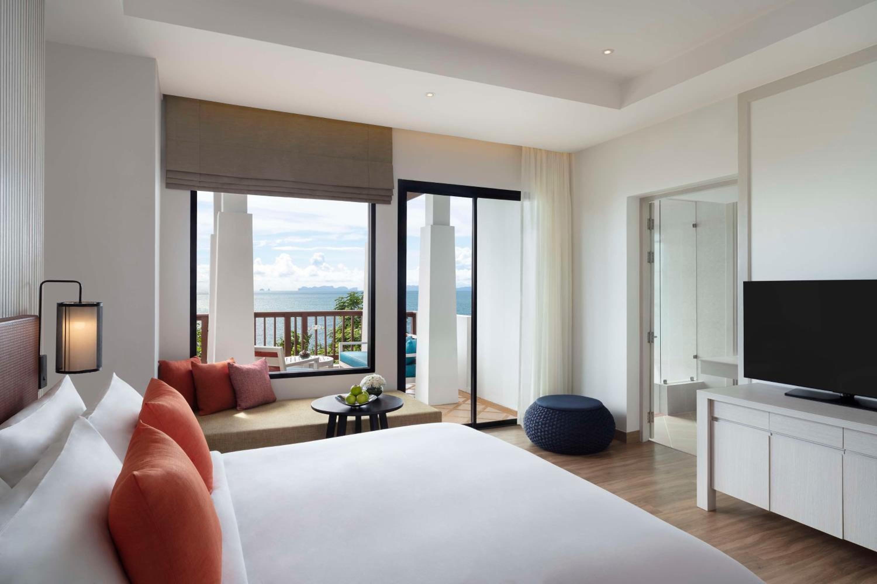 Avani, Superior, King Bed, Sea View