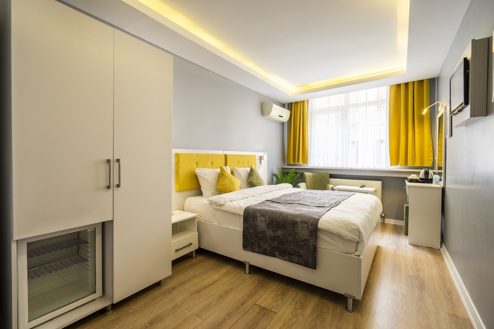 SAYEBAN GOLD HOTEL 12/65