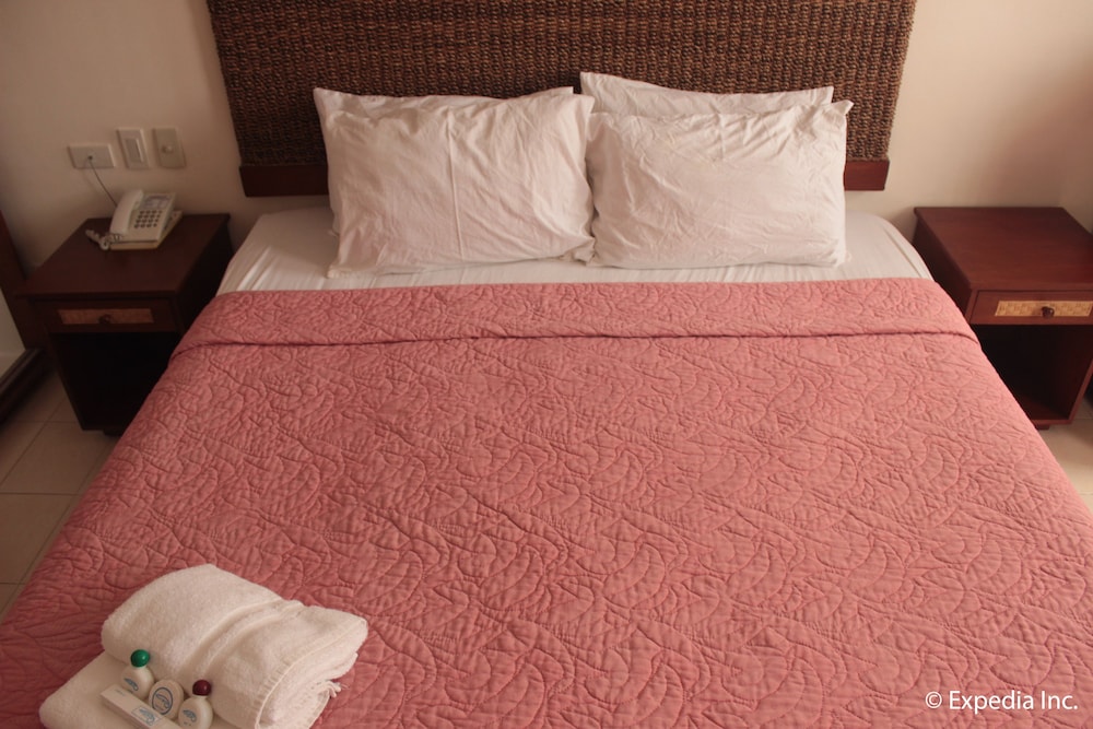 Wild Orchid Beach Resort 25/67