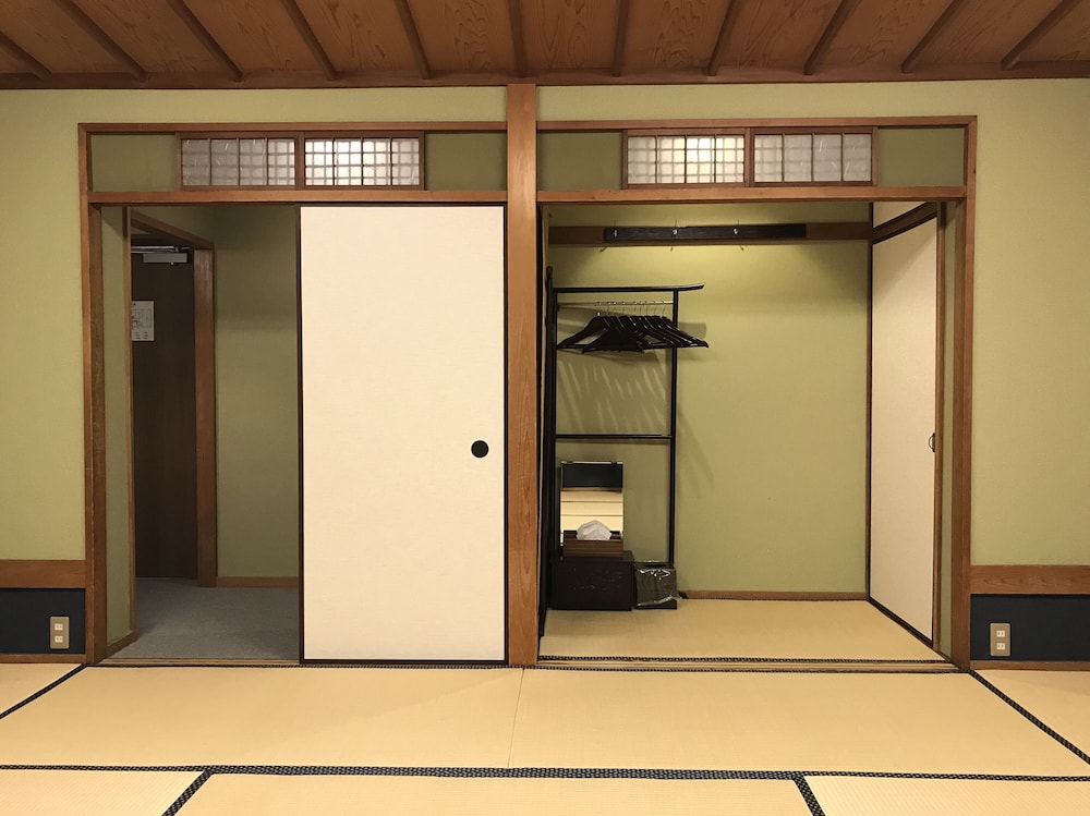 Yamadaya Ryokan 58/59