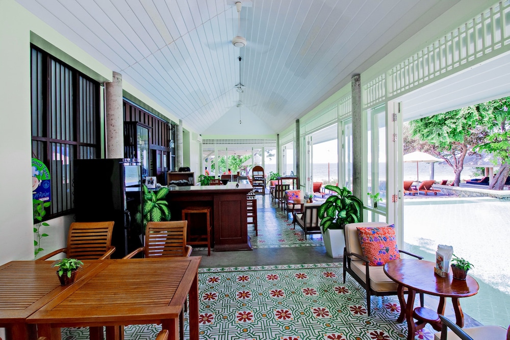Baan Bayan Beach Hotel 59/73