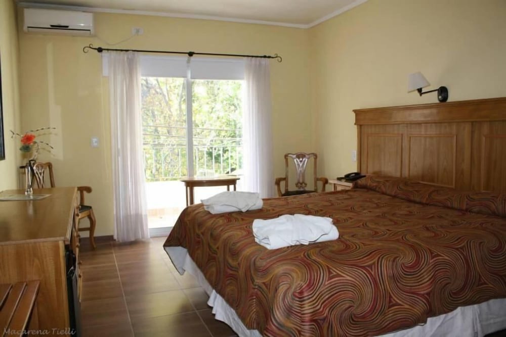 Hotel San Carlos 12/40