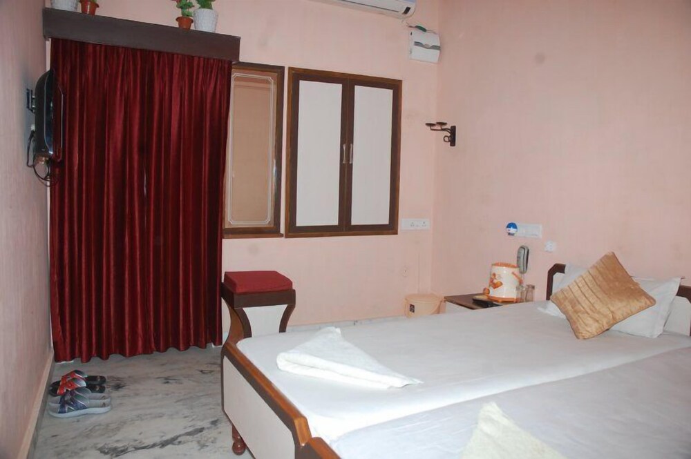 Hotel Jaisal Palace 17/42