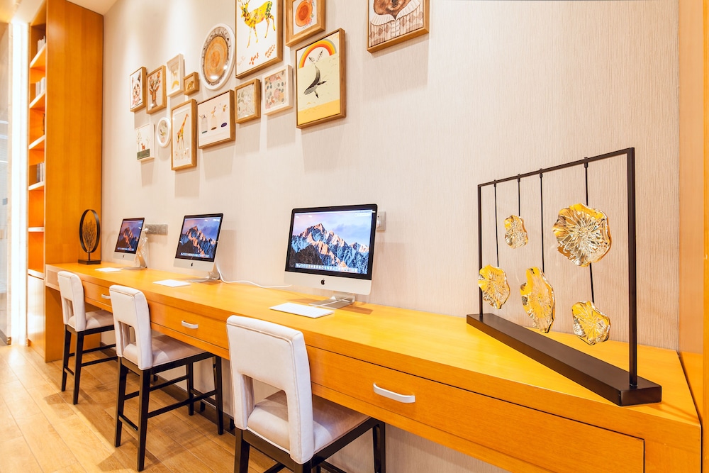 Suisse Place Hotel Residence Cmctaizhou 15/19