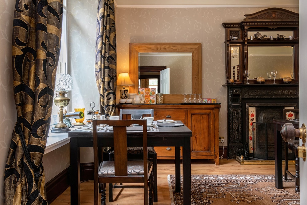 Afon Rhaiadr Country House 34/50