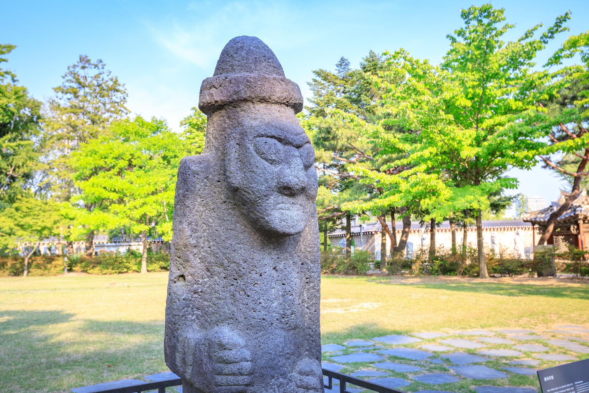 Jeju La-Memoria Pension 11/12