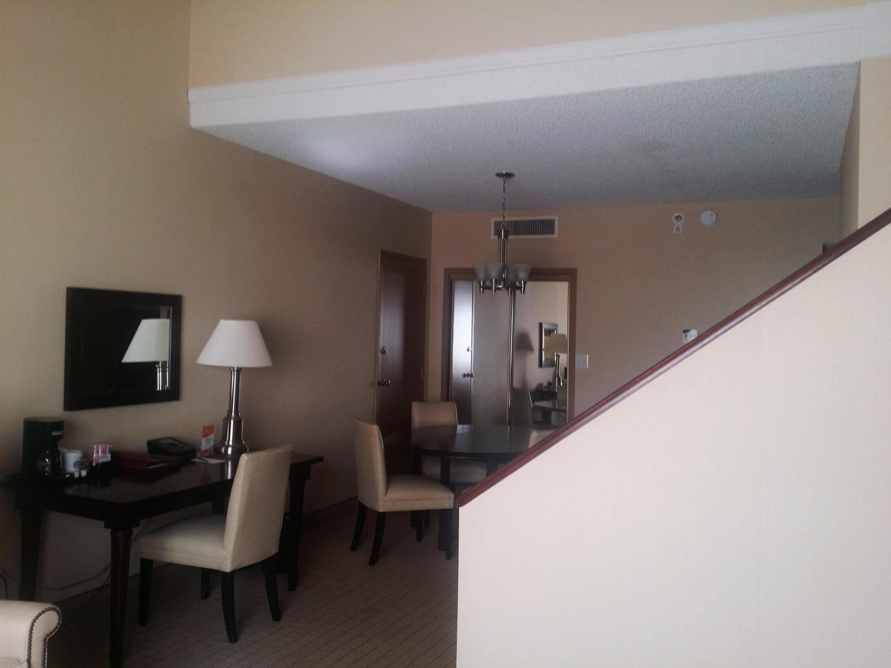 Loft, Superior, Suite