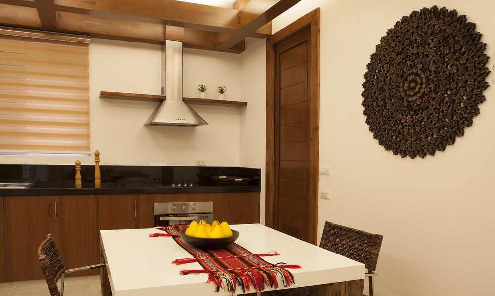 Vida Homes Condo Resort 45/78